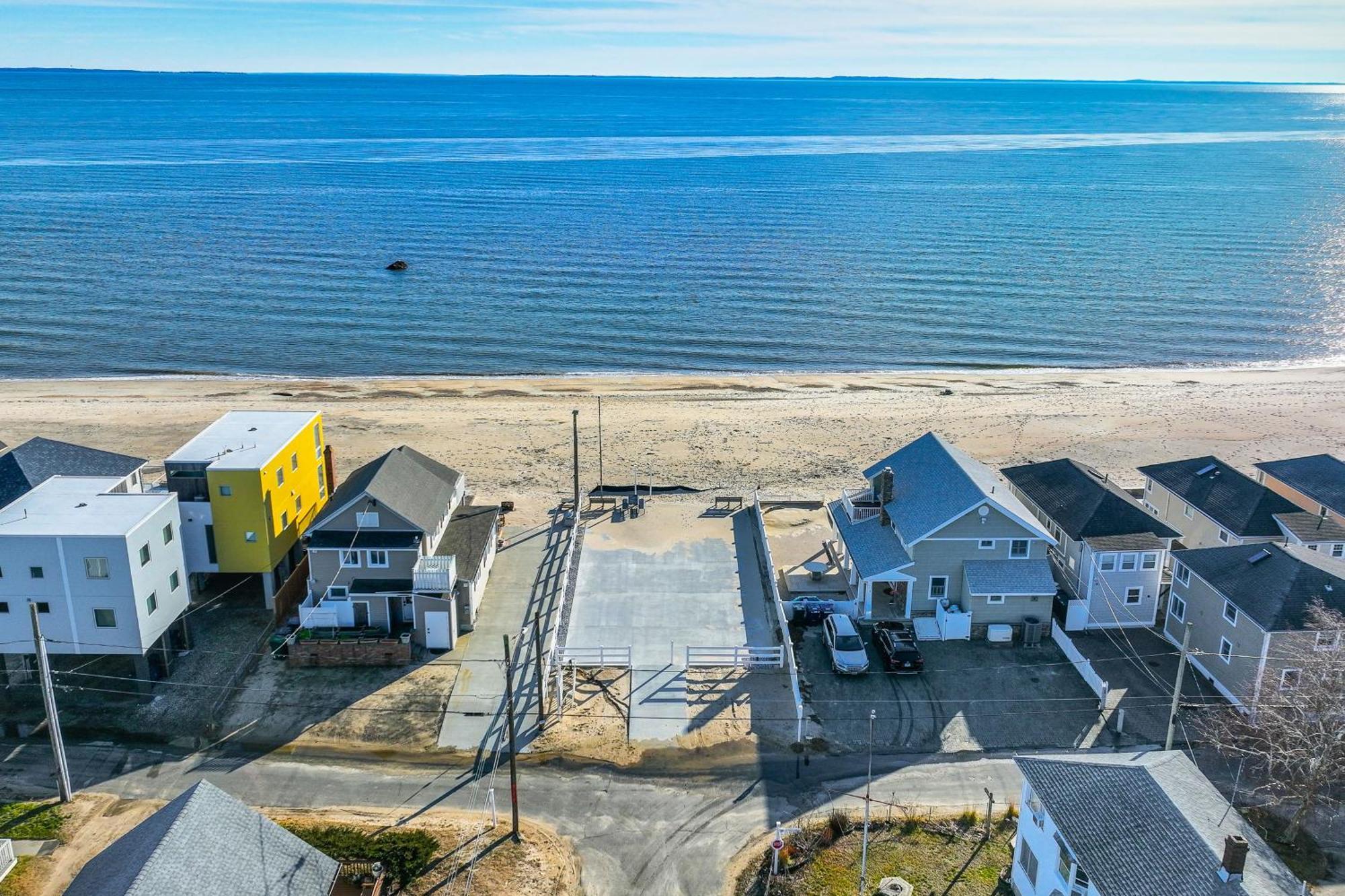 Charming Old Lyme Cottage, Steps To Private Beach! Екстериор снимка